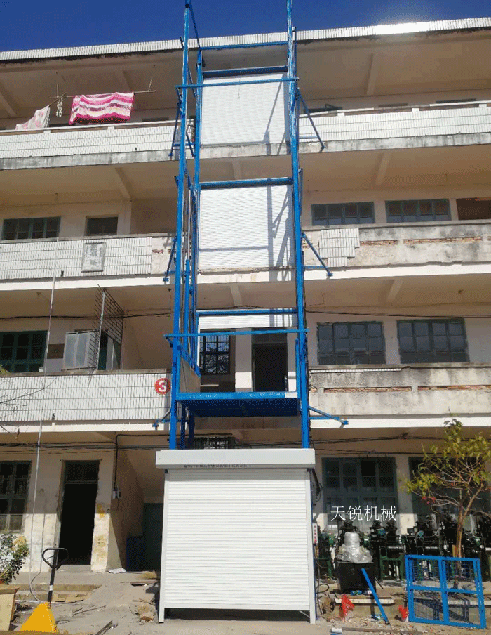 巴中室外升降货梯